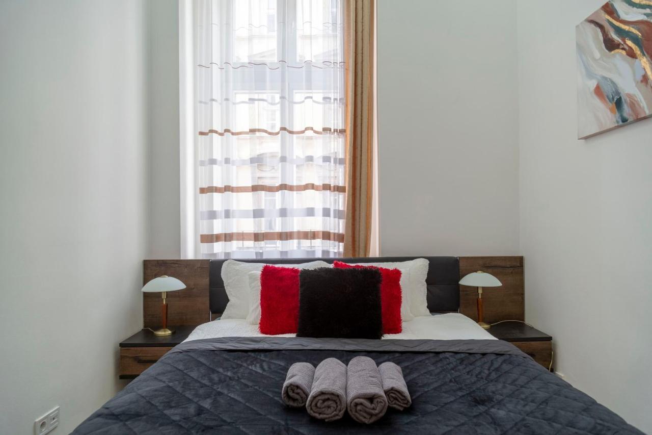 Exclusive Marilyn Apartment In The Heart Of Budapeszt Zewnętrze zdjęcie
